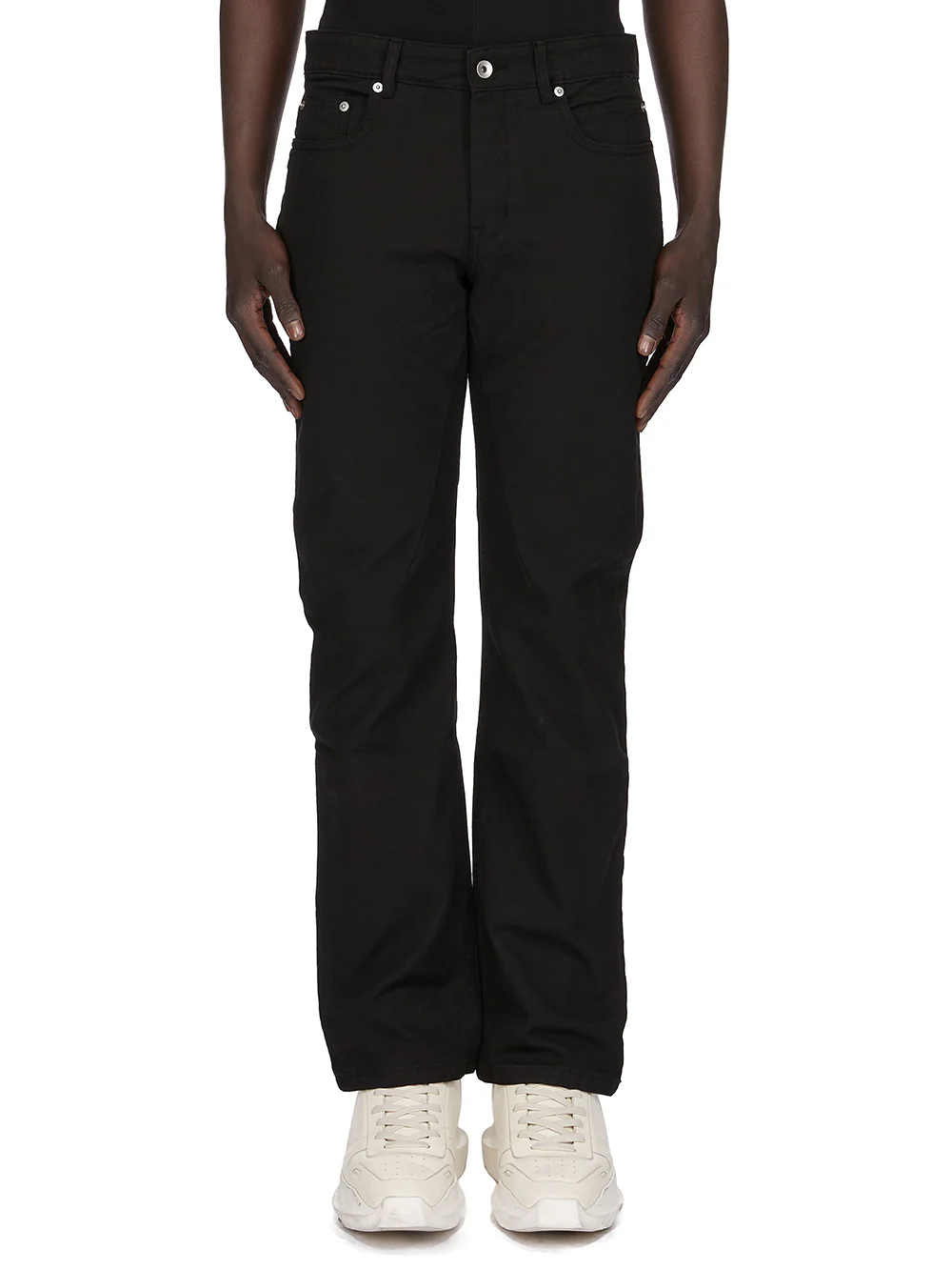 DU01F4397_CVS_09 | FOG CUT